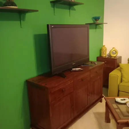 ισογειο κατοικιασ κηπος Casa de Férias
